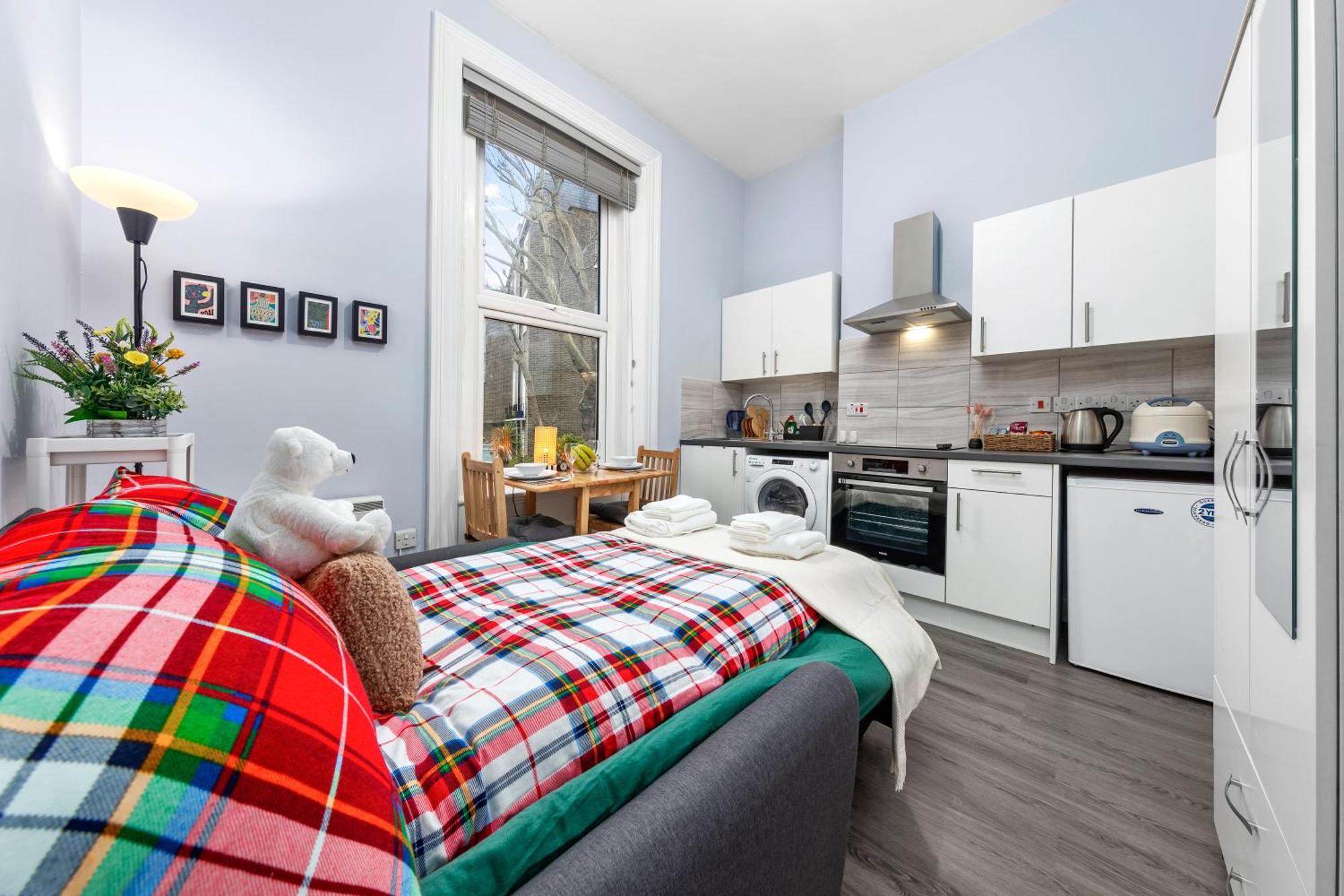 Olympia Kensington Stay Studio Лондон Экстерьер фото